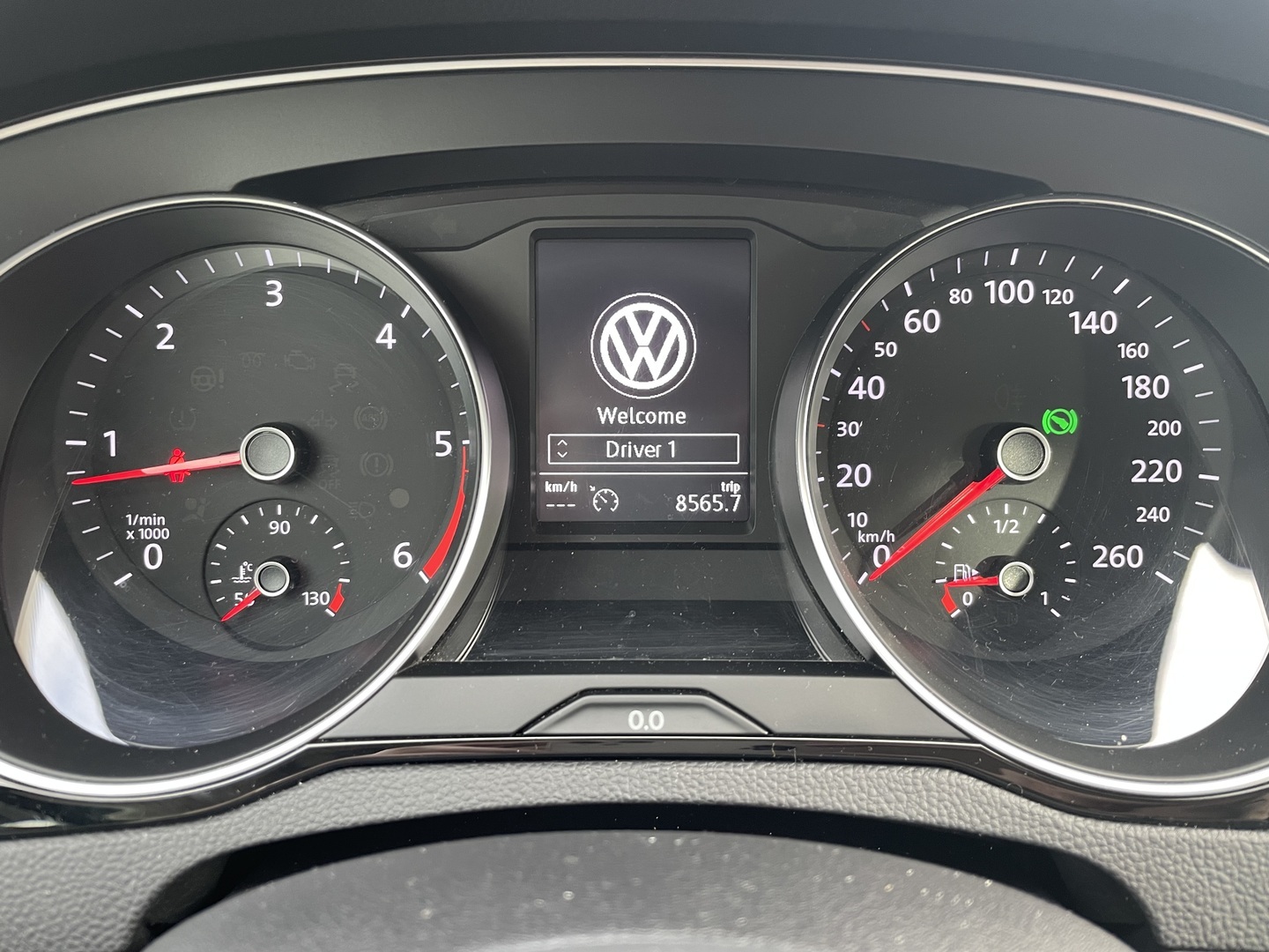 VOLKSWAGEN Passat 2019