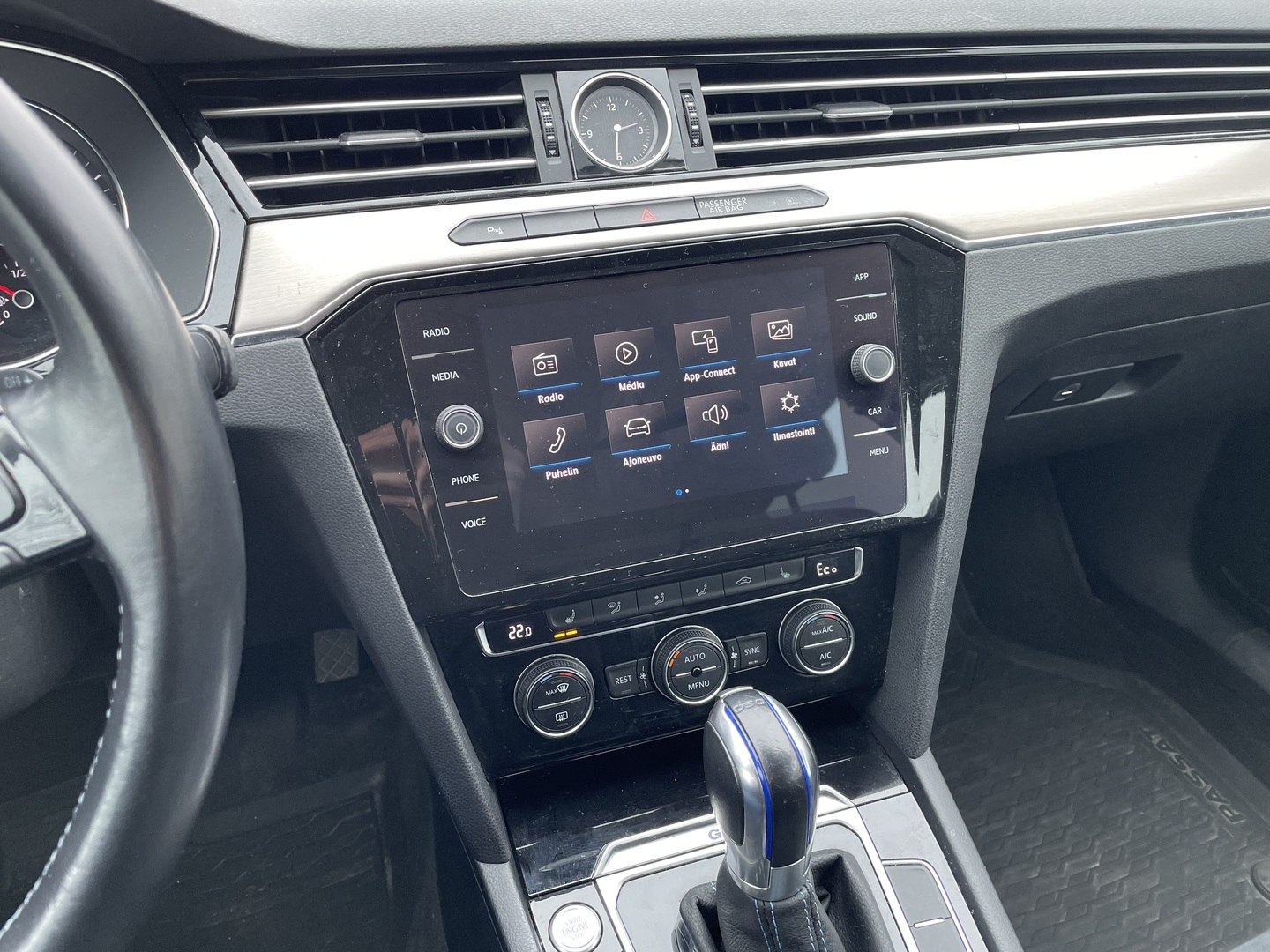 VOLKSWAGEN Passat 2019