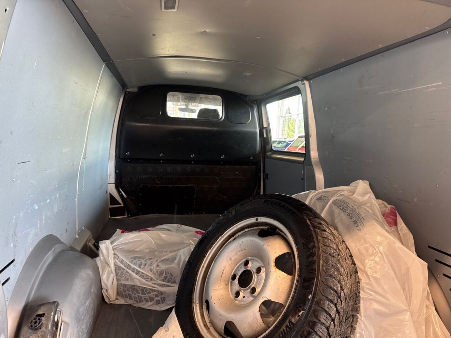 VOLKSWAGEN Transporter 21