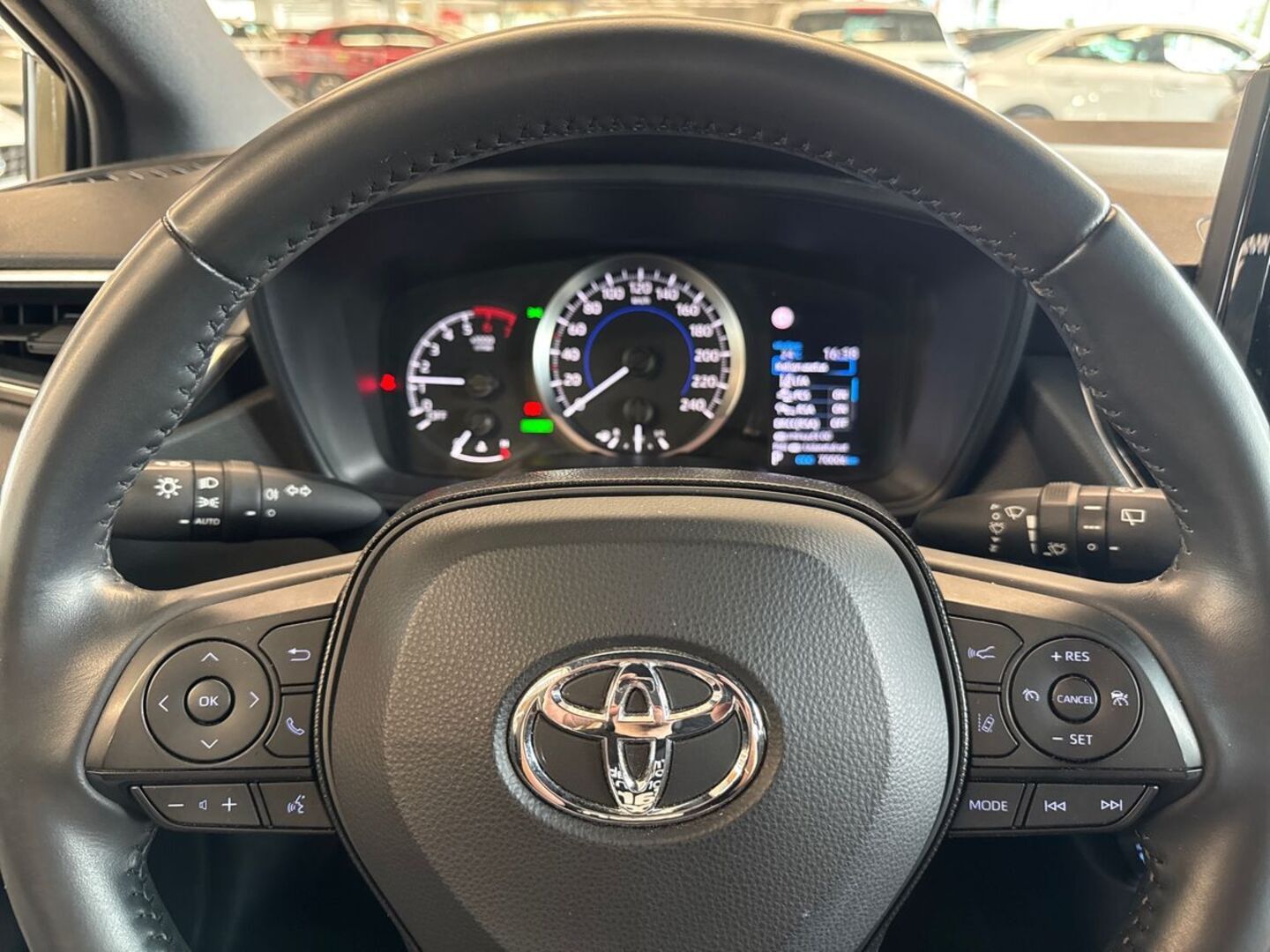 TOYOTA Corolla 17