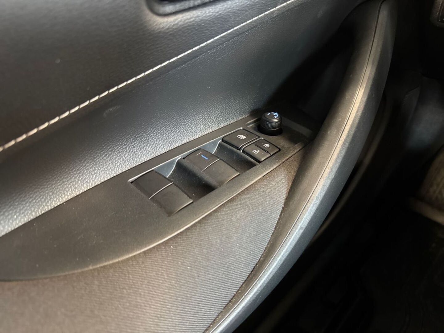 TOYOTA Corolla 22
