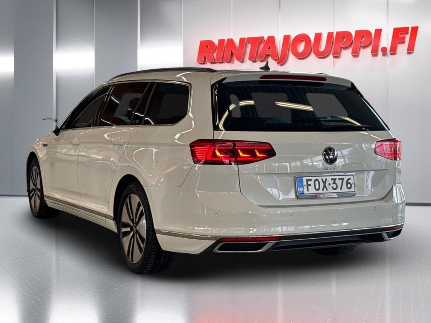 VOLKSWAGEN Passat 2021