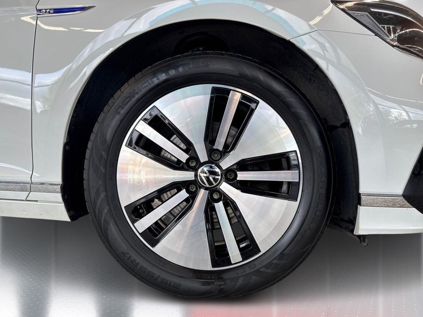 VOLKSWAGEN Passat 2021