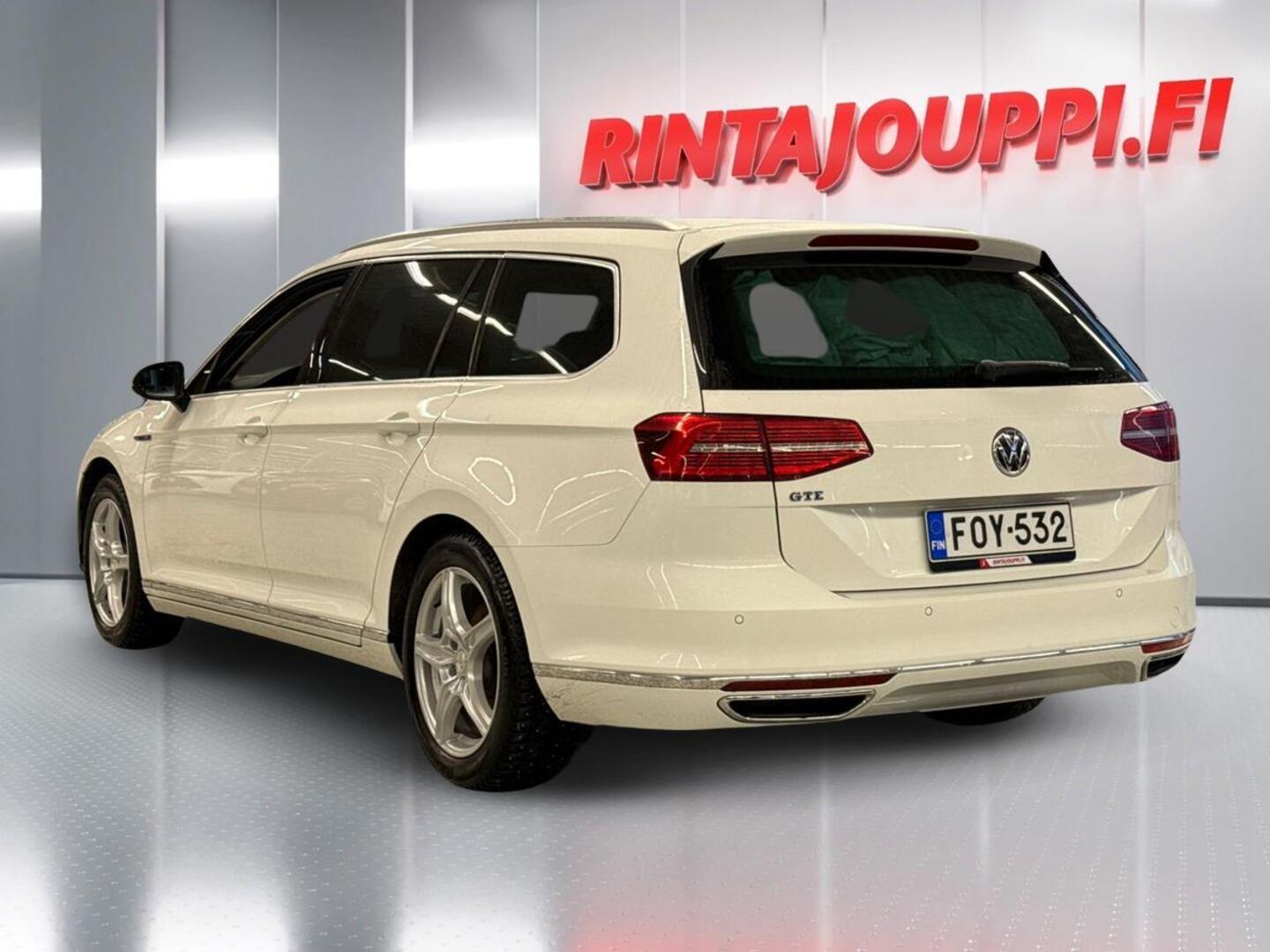 VOLKSWAGEN Passat 2018