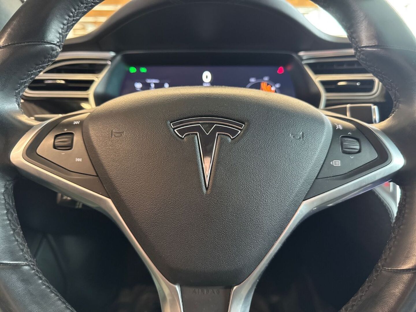TESLA Model S 2018