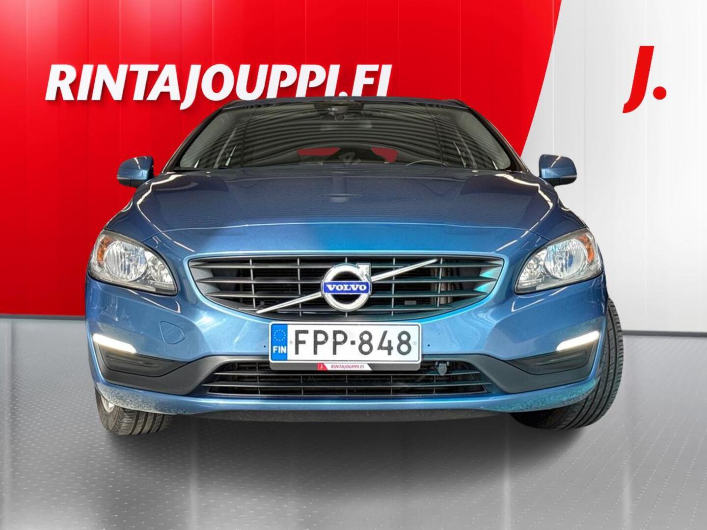 VOLVO V60 3