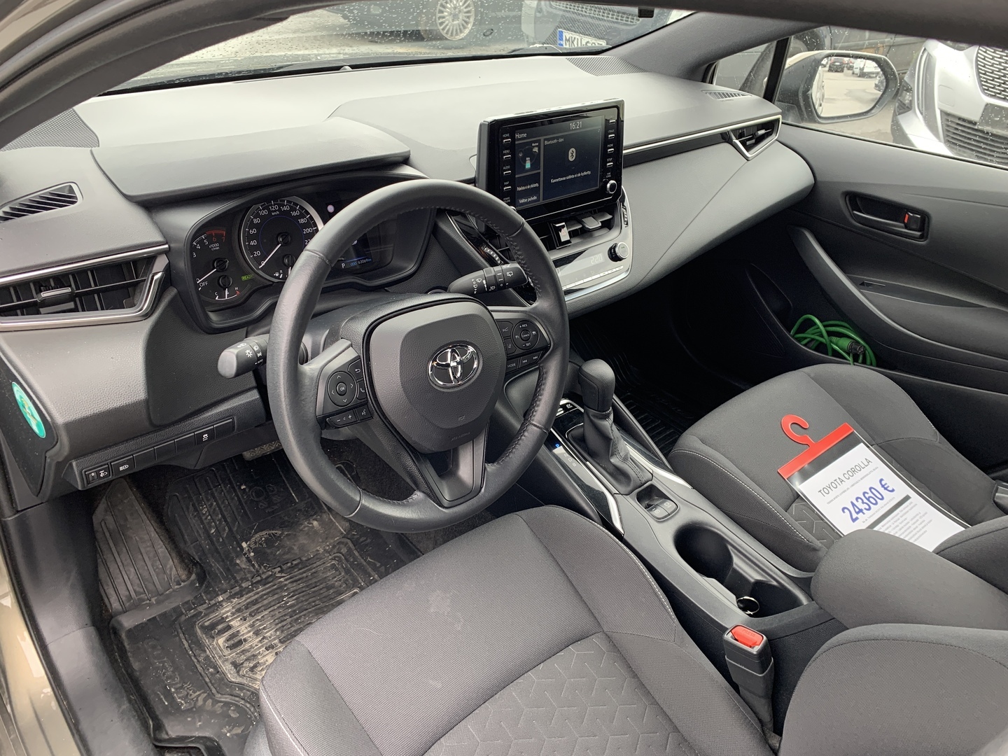 TOYOTA Corolla 2021