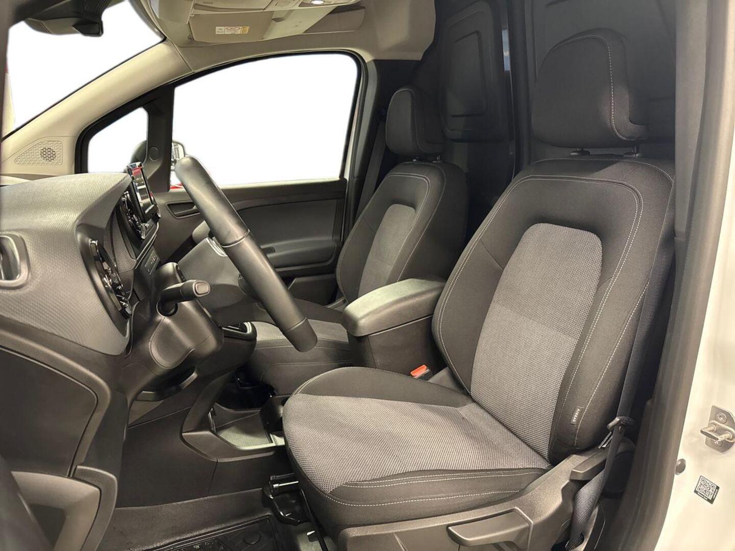 MERCEDES-BENZ Citan 2023