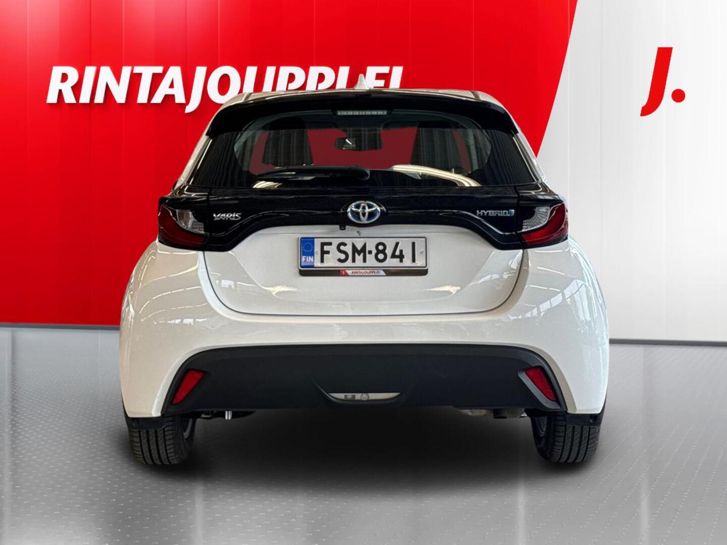 TOYOTA Yaris 2023