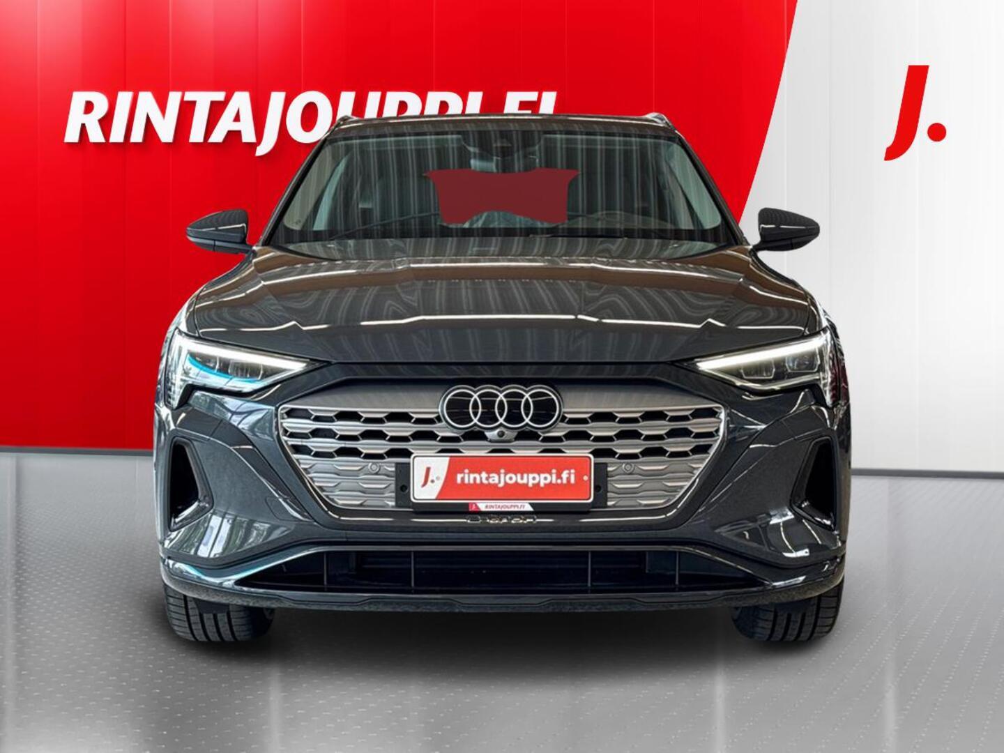 AUDI Q8 e-tron 3