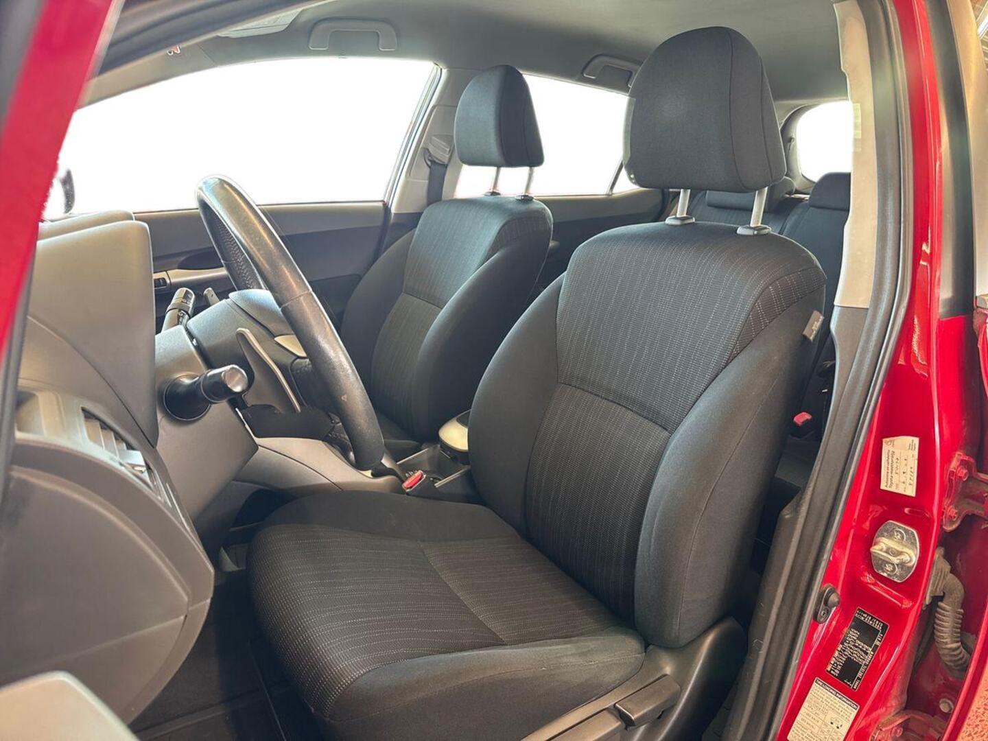 TOYOTA Auris 2007