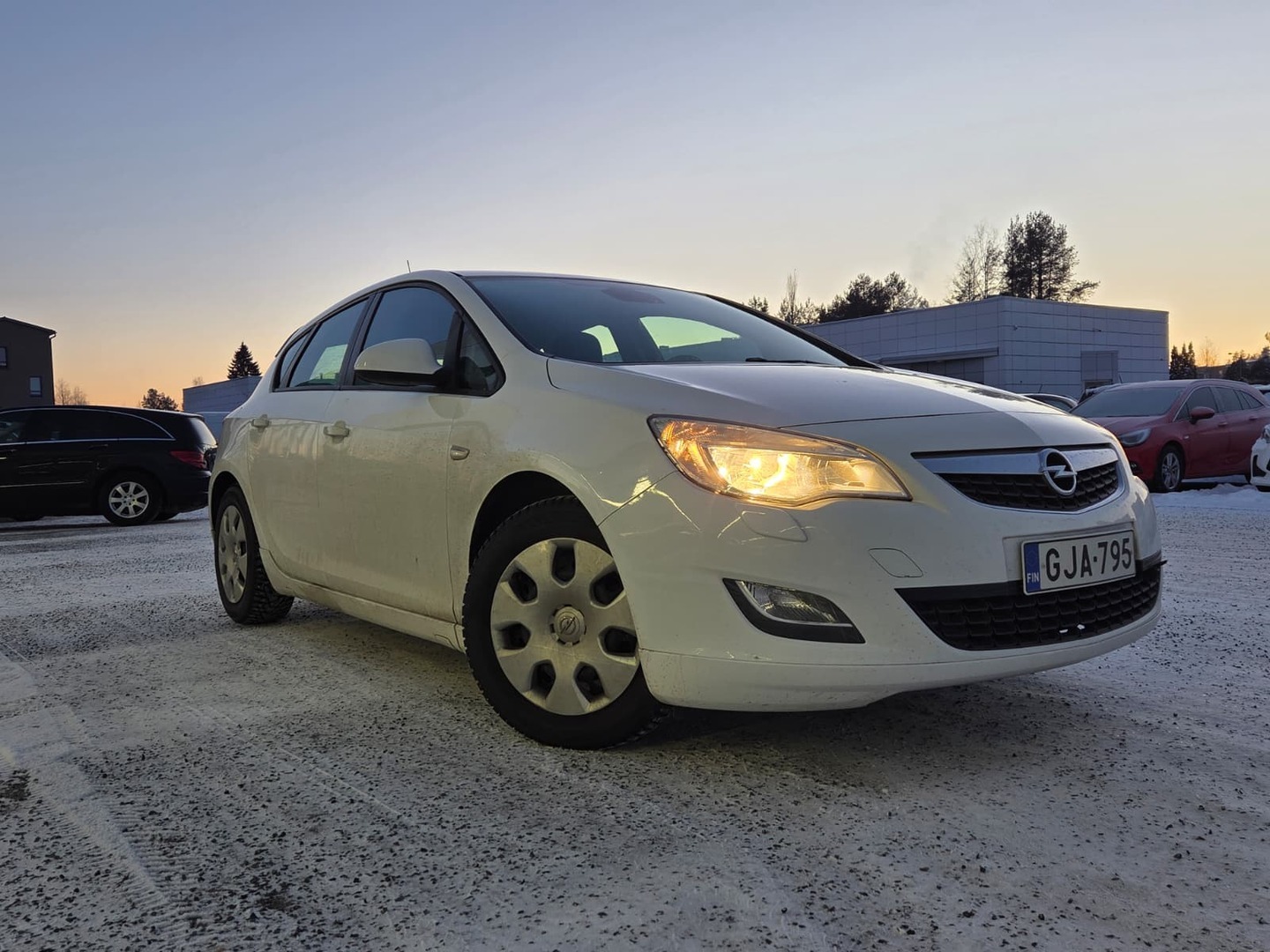 OPEL Astra 2011