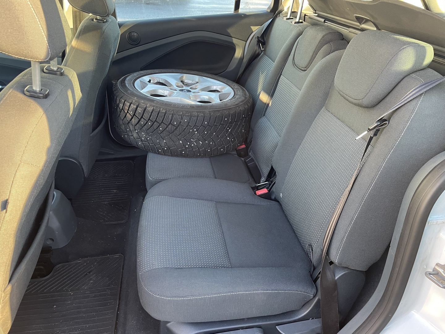 FORD Grand C-Max 2013