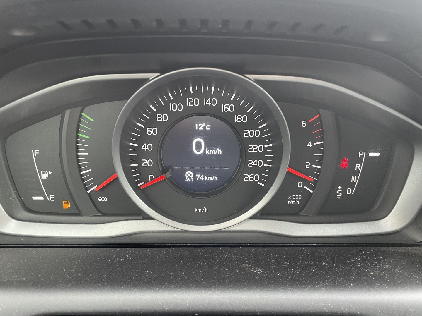 VOLVO XC60 2015
