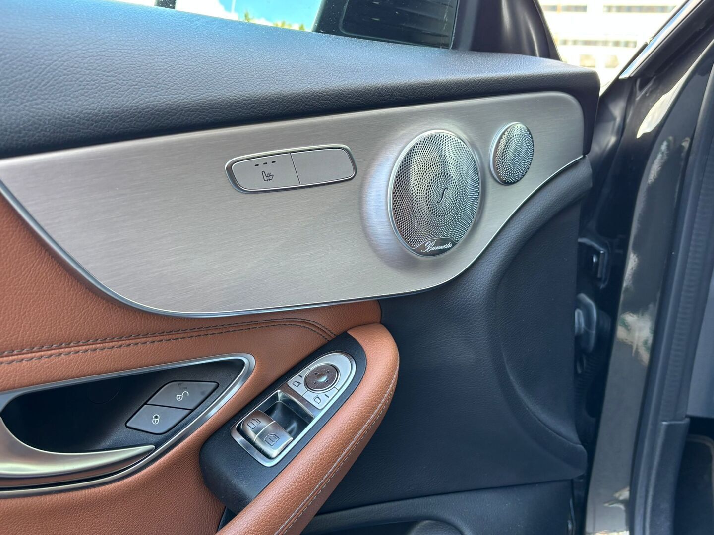 MERCEDES-BENZ C 2019
