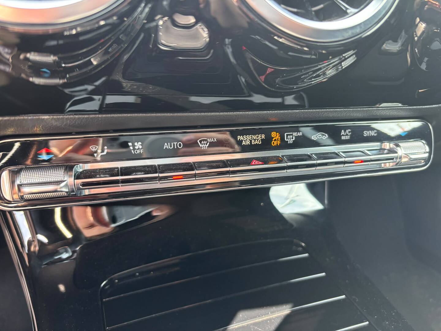 MERCEDES-BENZ CLA 2019