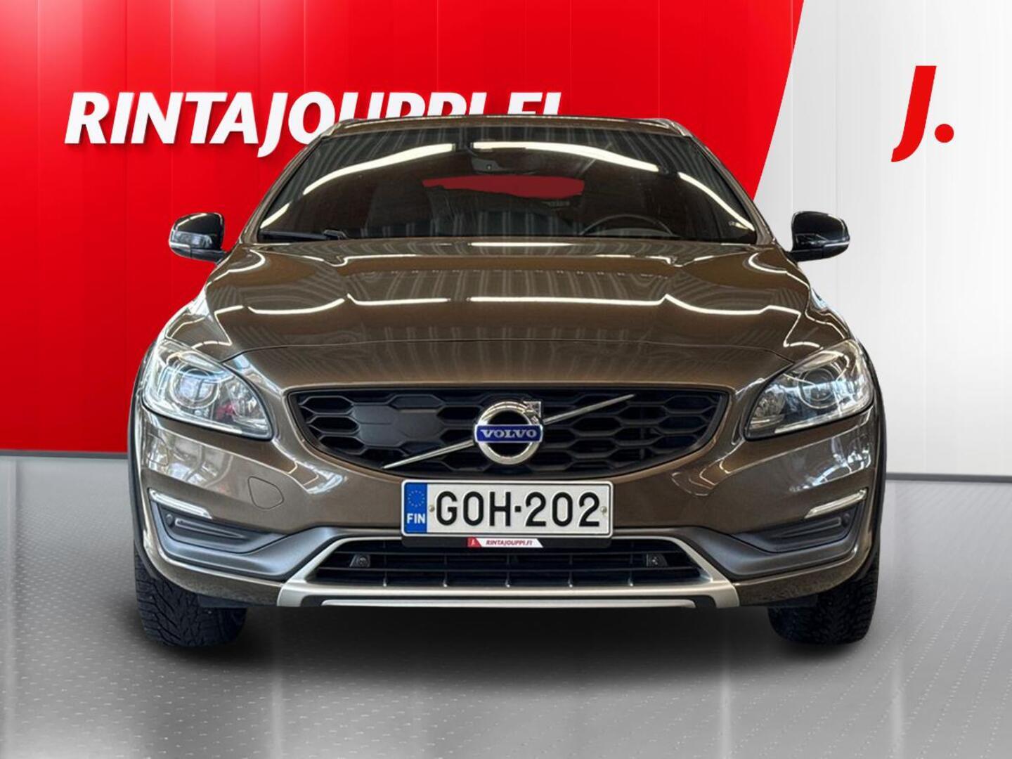 VOLVO V60 Cross Country 2015