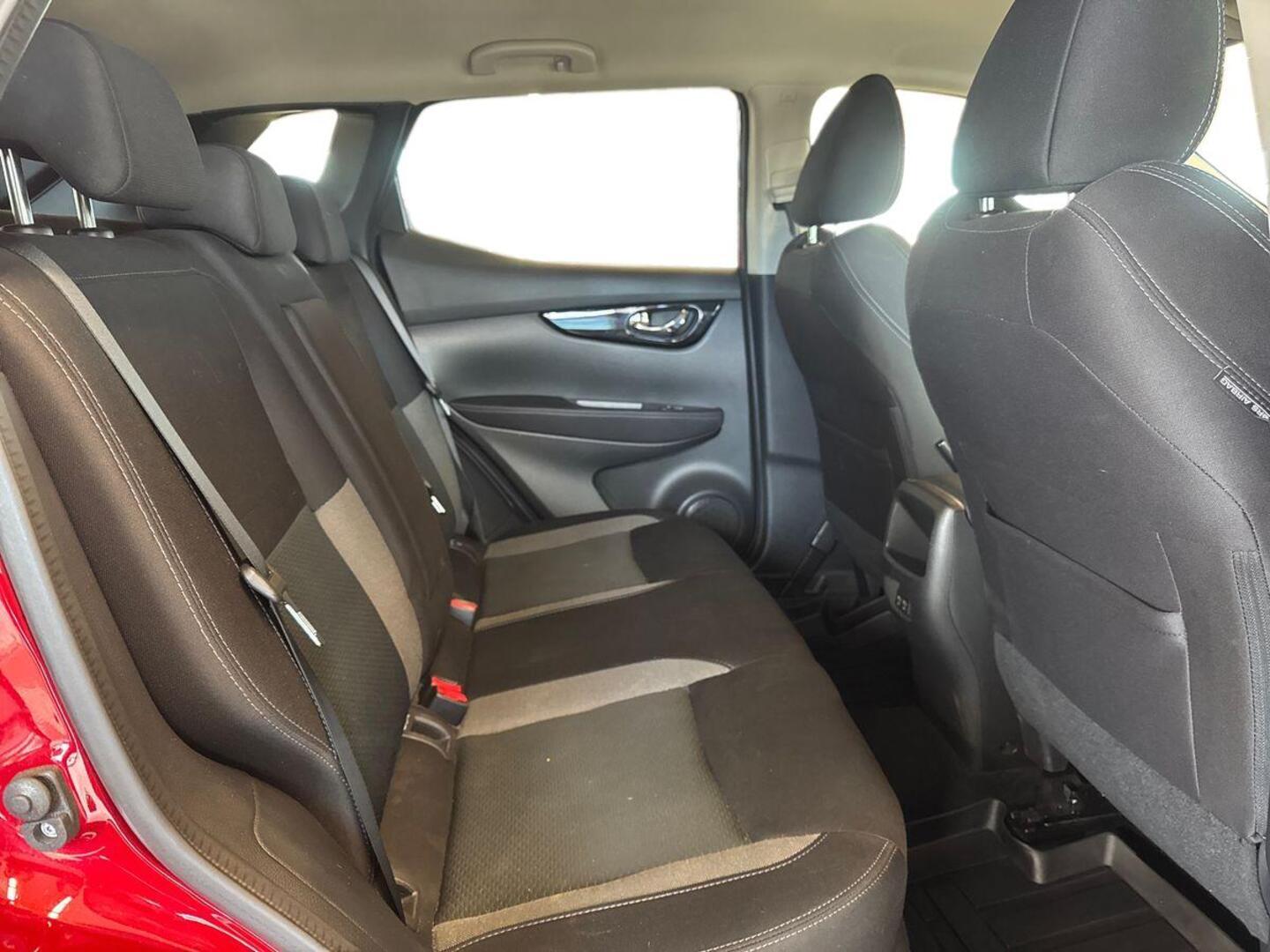 NISSAN Qashqai 10