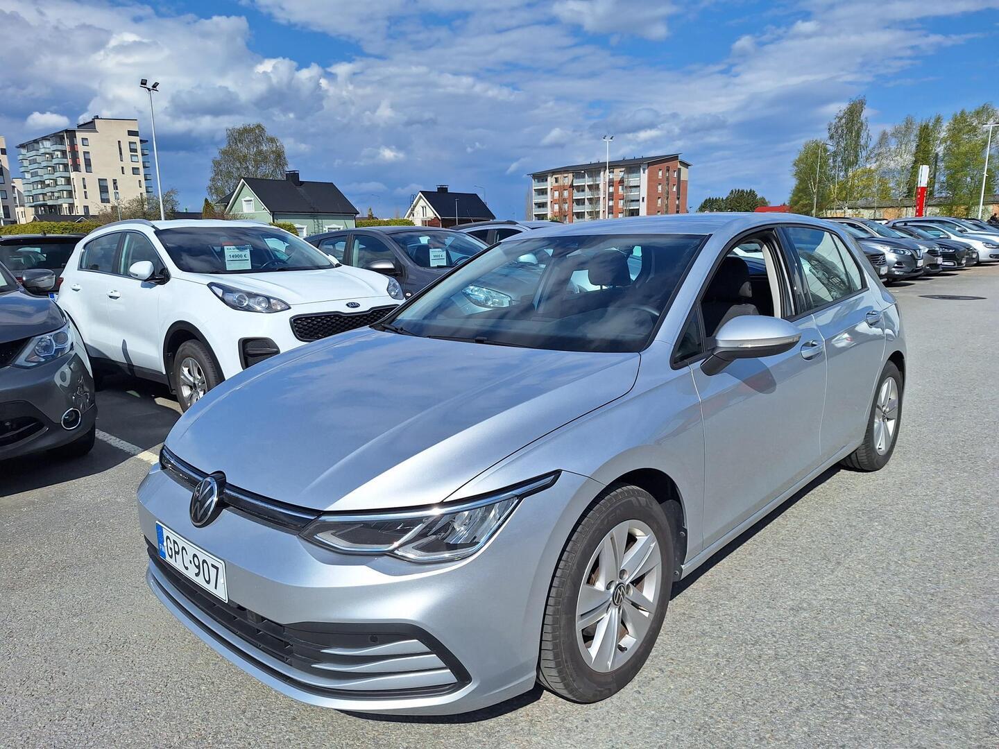 VOLKSWAGEN Golf 2022