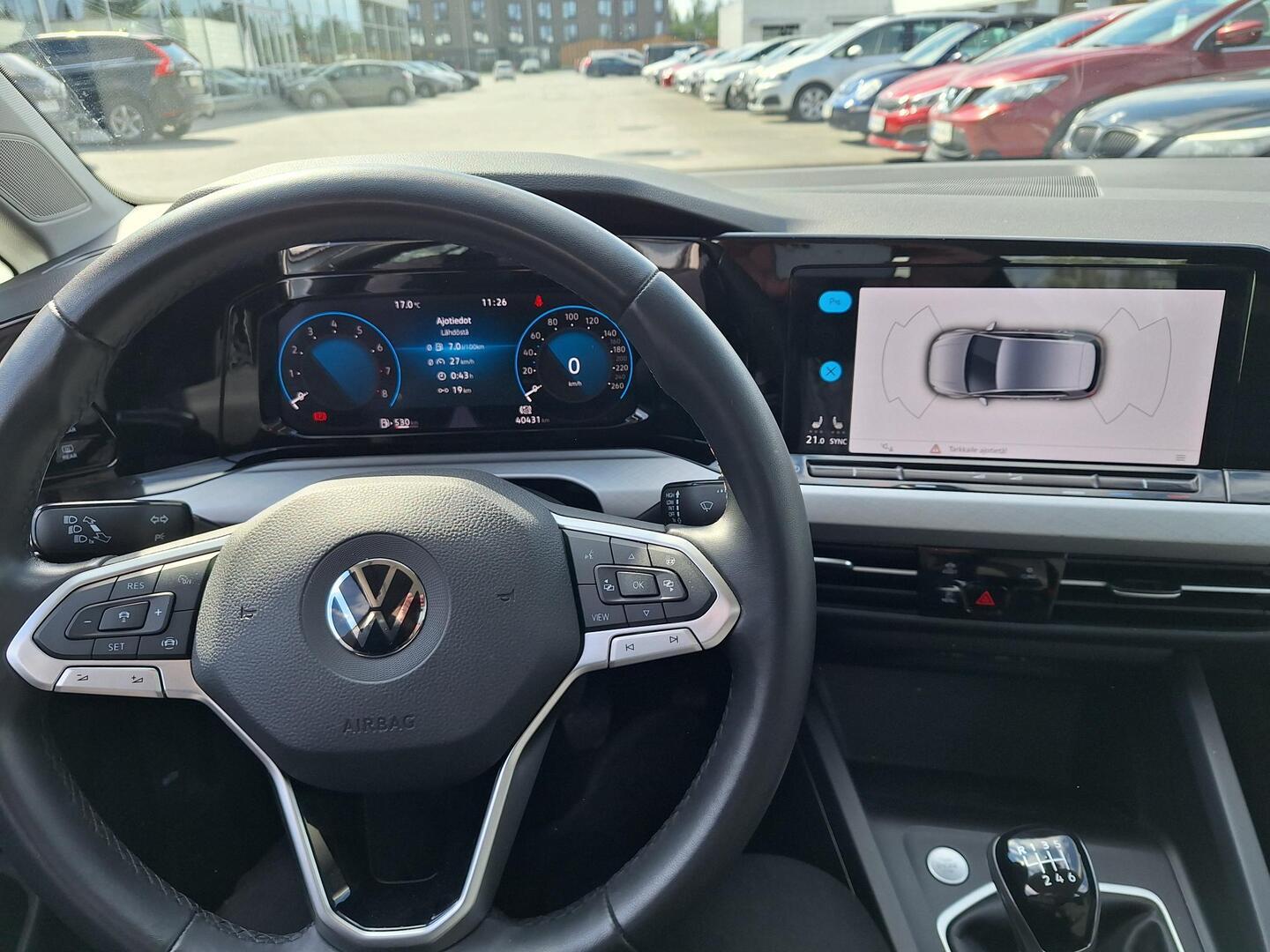 VOLKSWAGEN Golf 2022
