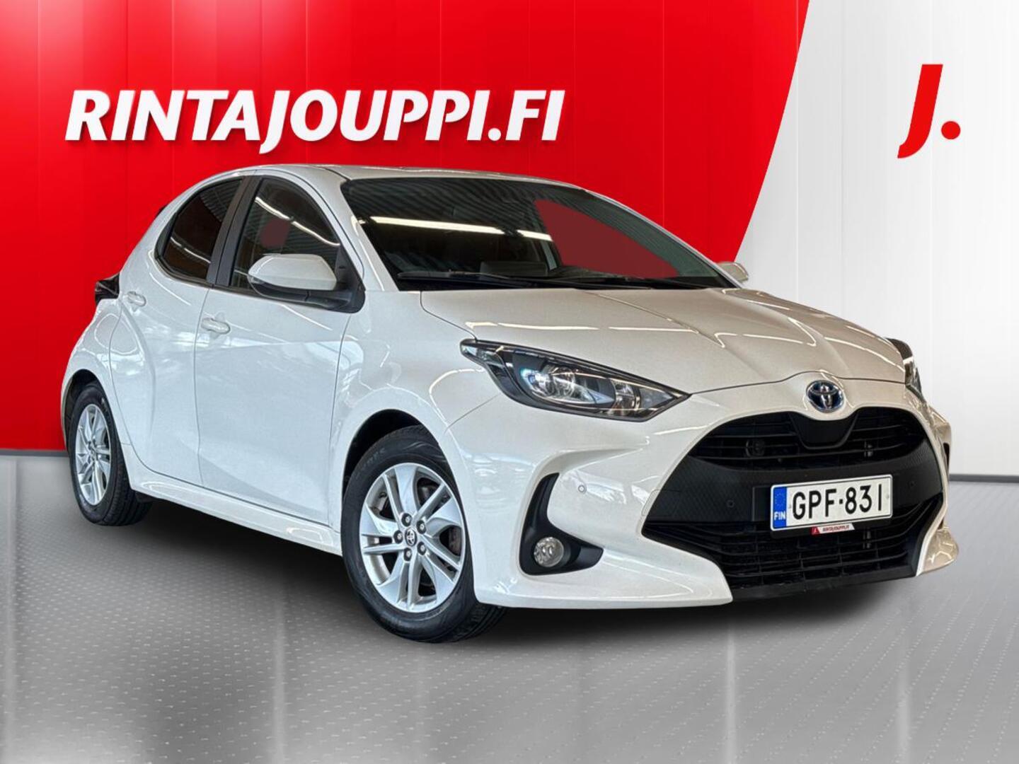 TOYOTA Yaris 1