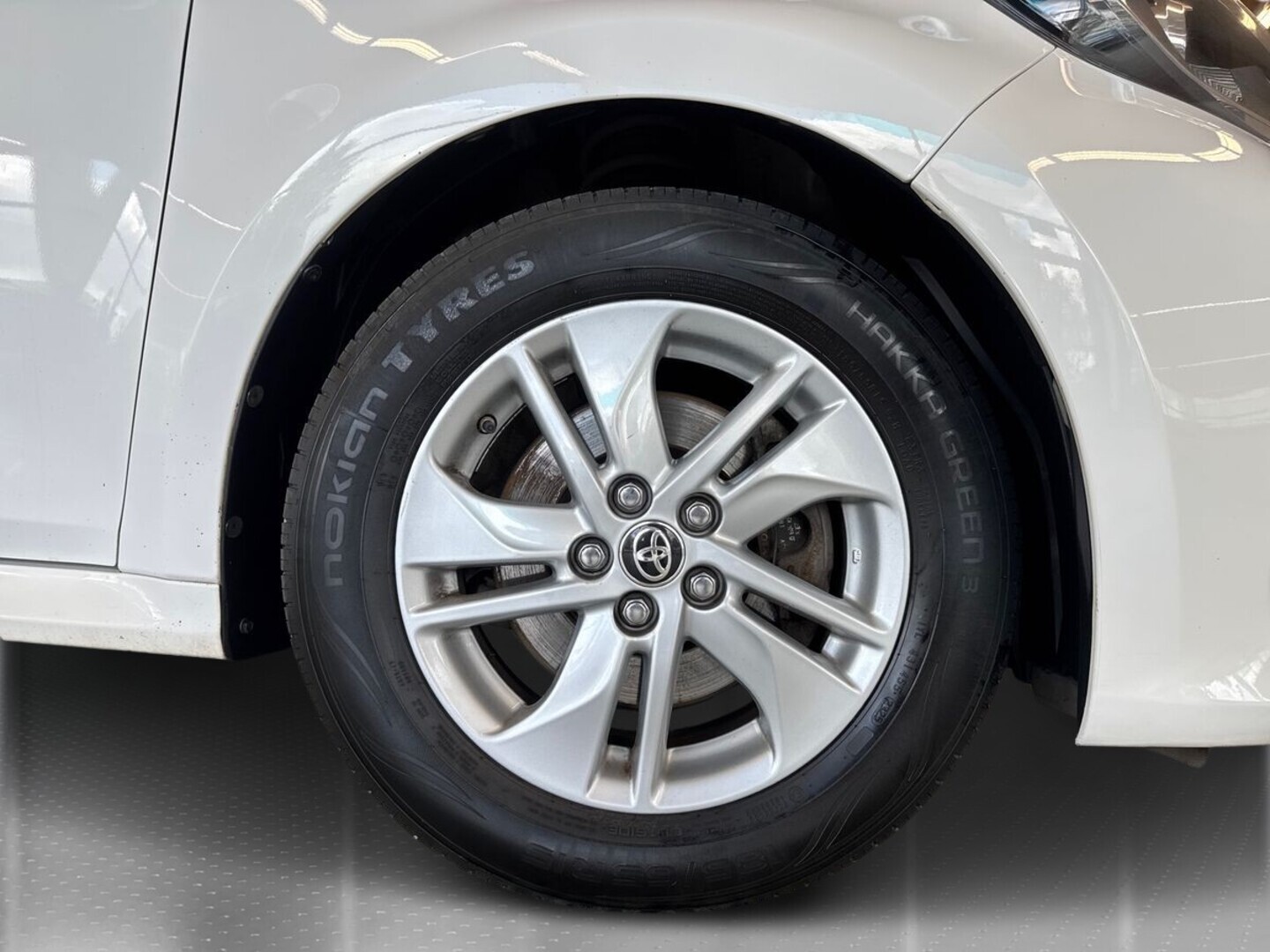 TOYOTA Yaris 13
