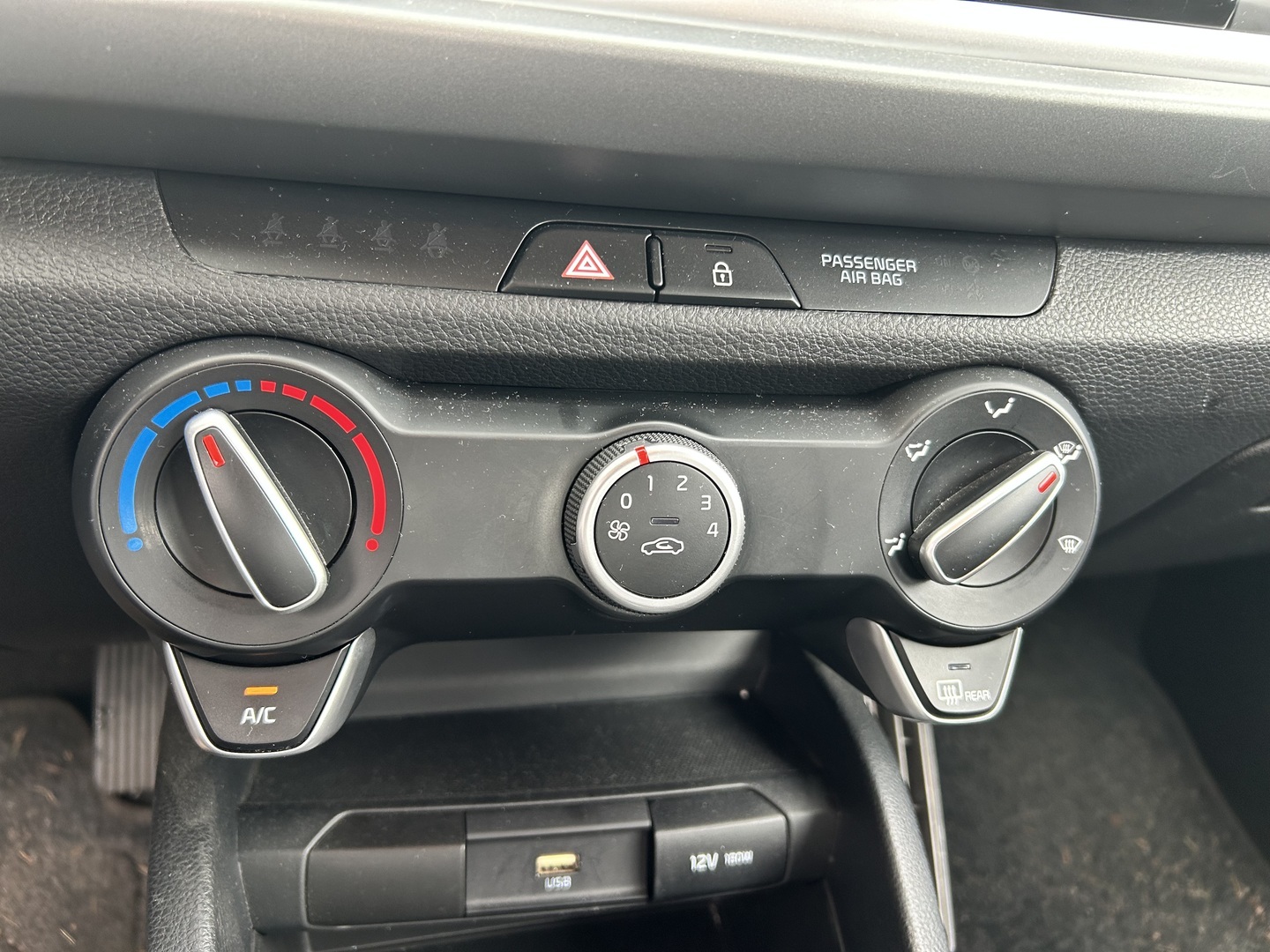 KIA Rio 2024