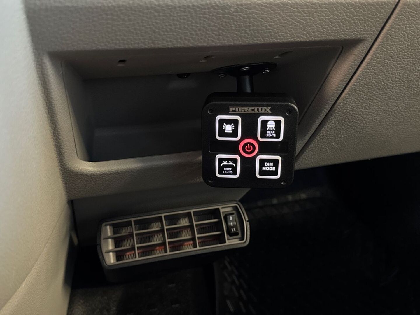 VOLKSWAGEN Transporter 14