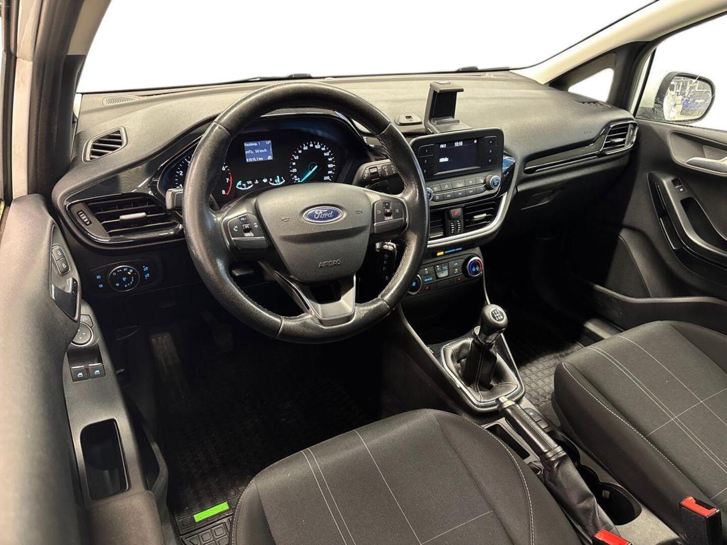 FORD Fiesta Van 2019