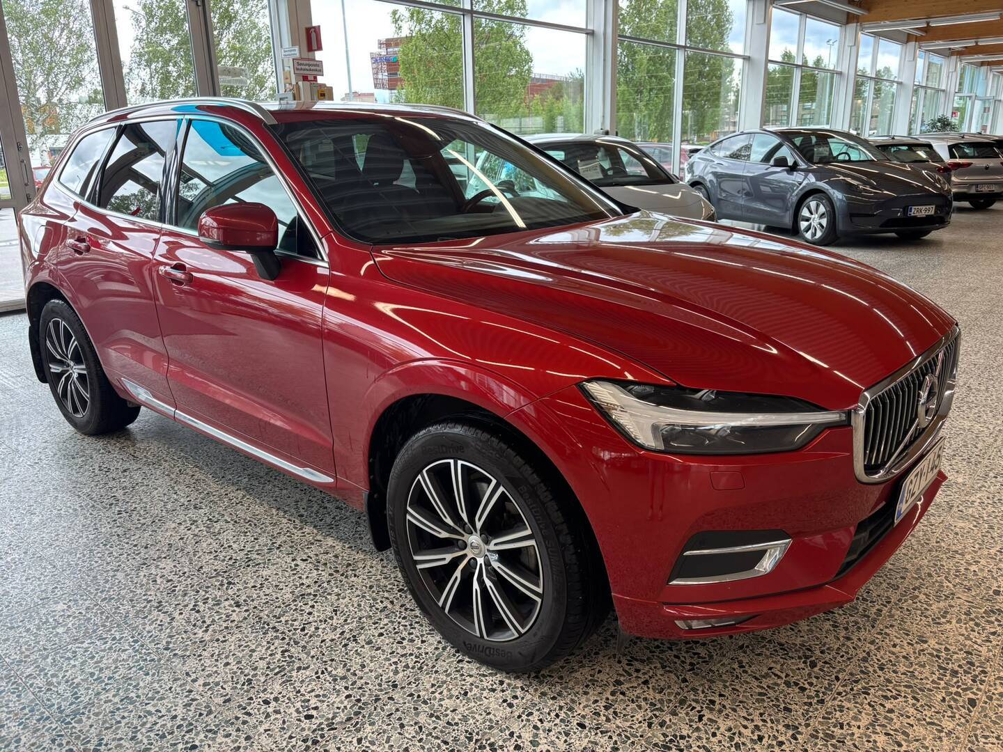 VOLVO XC60 2021