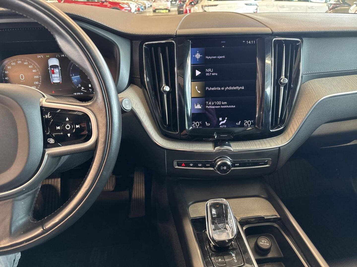 VOLVO XC60 19