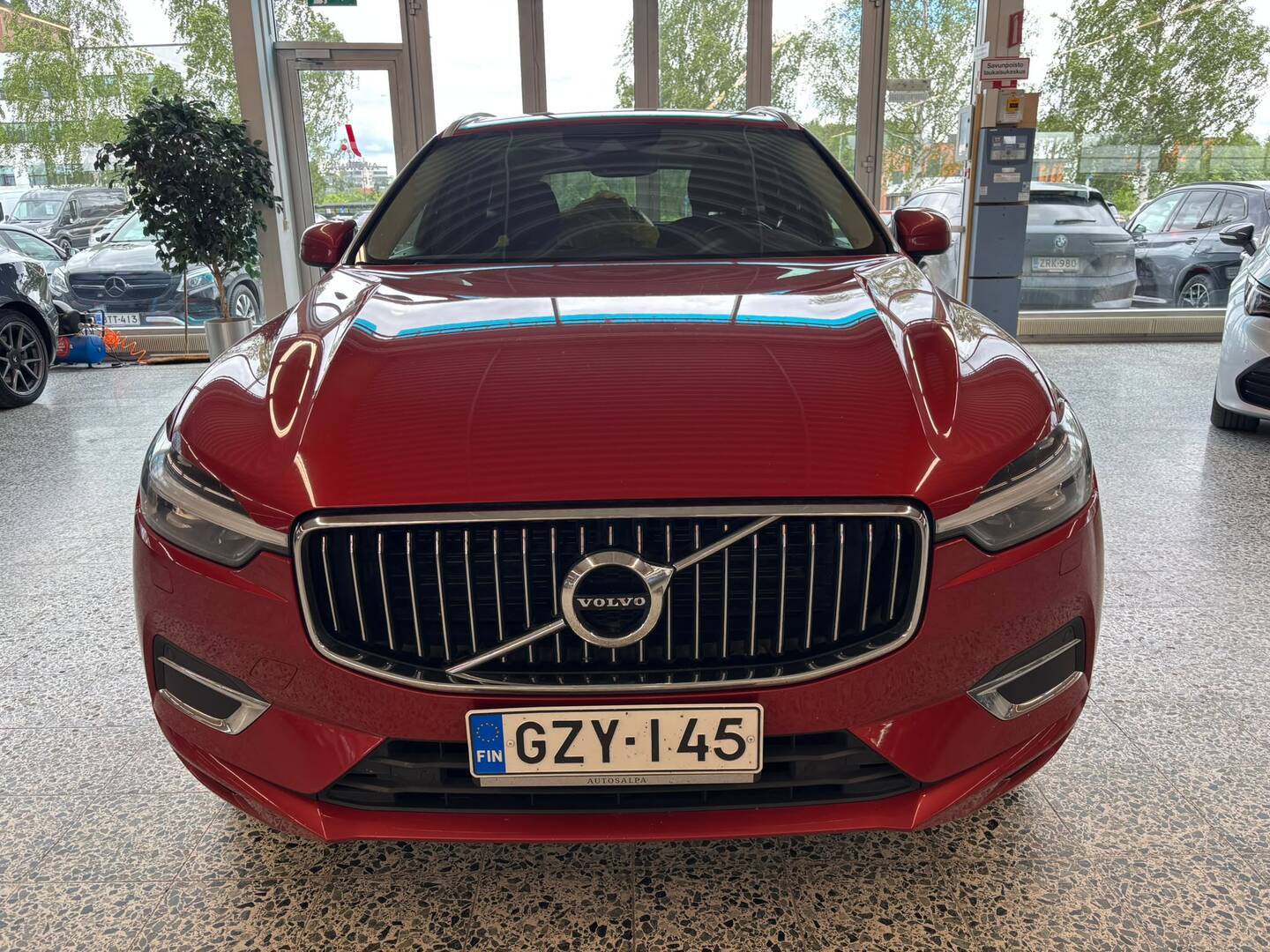 VOLVO XC60 2021