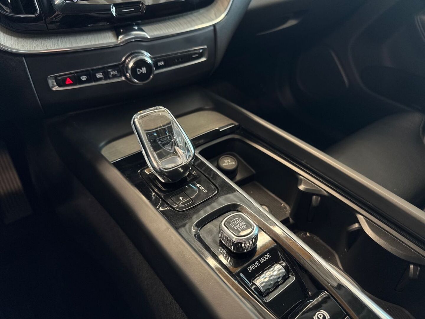 VOLVO XC60 21