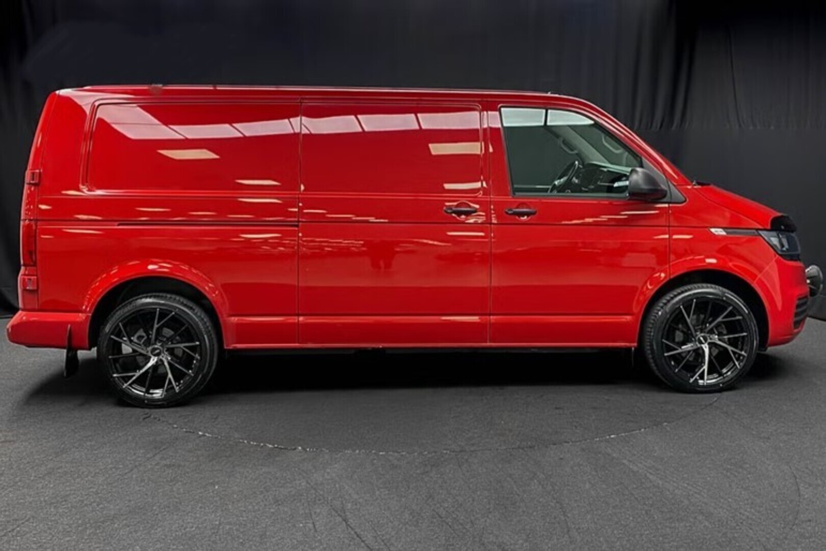 VOLKSWAGEN Transporter 2020