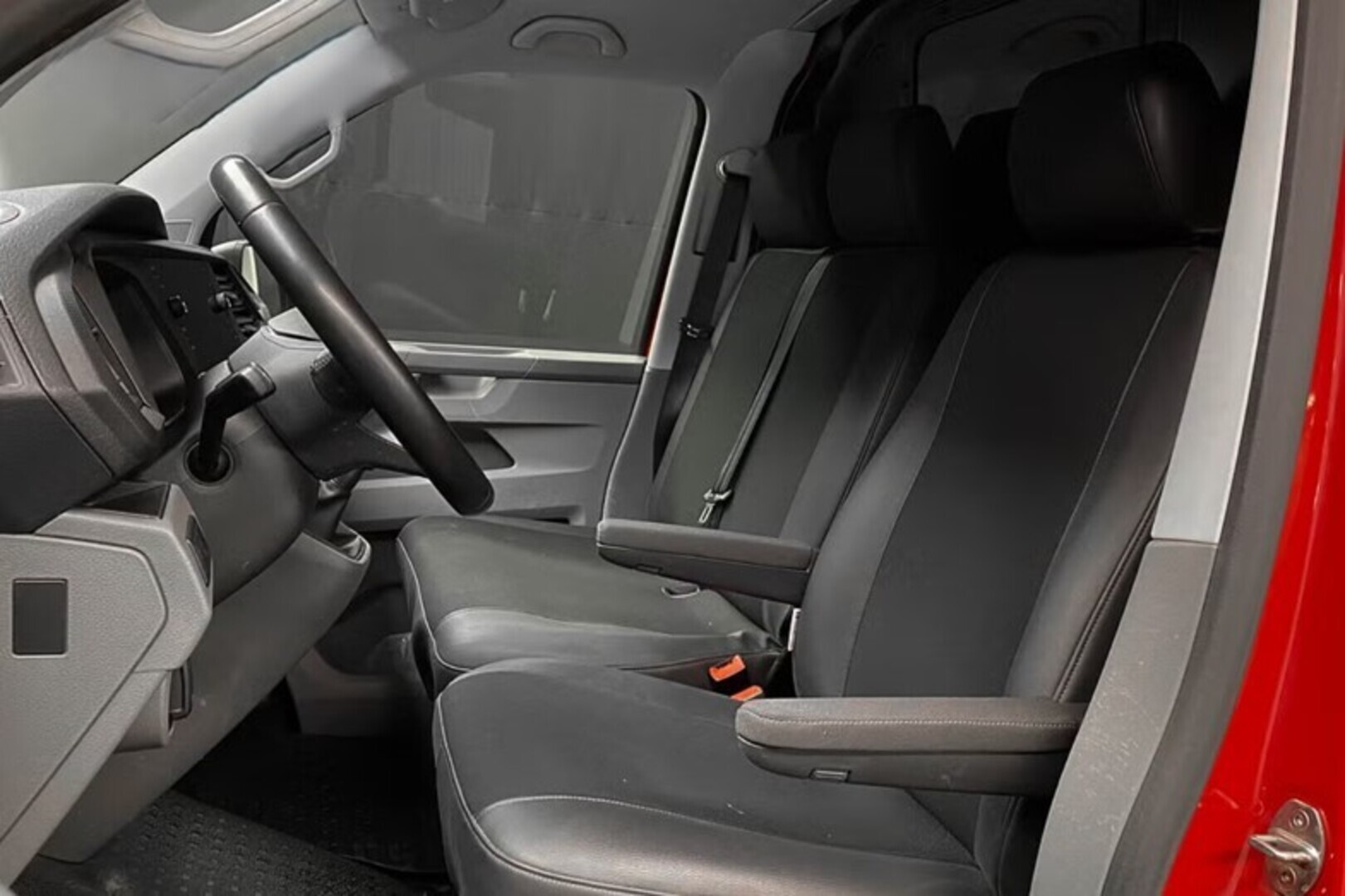 VOLKSWAGEN Transporter 2020