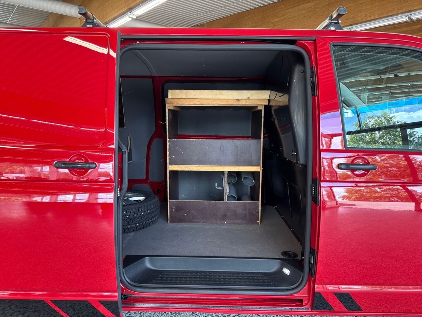 VOLKSWAGEN Transporter 25