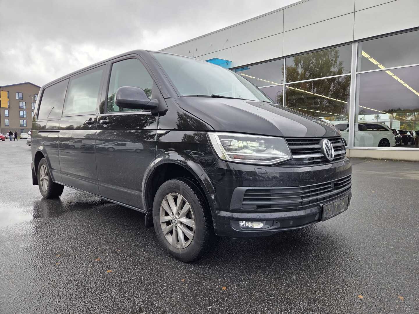 VOLKSWAGEN Transporter 1