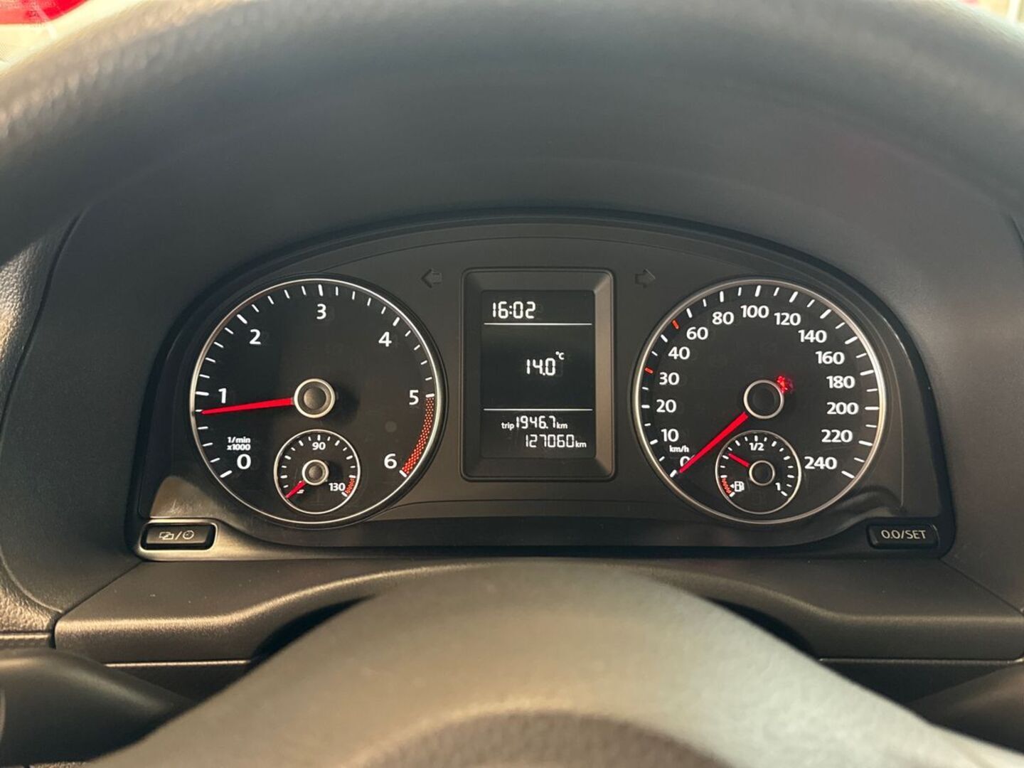 VOLKSWAGEN Caddy 2014