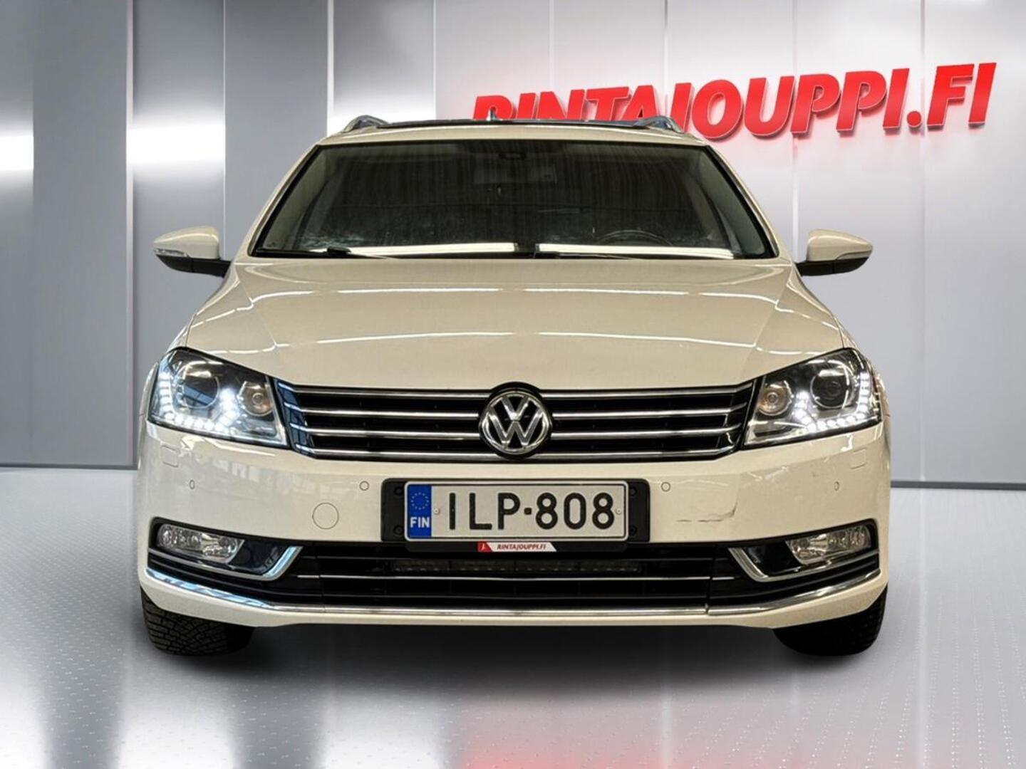 VOLKSWAGEN Passat 2014