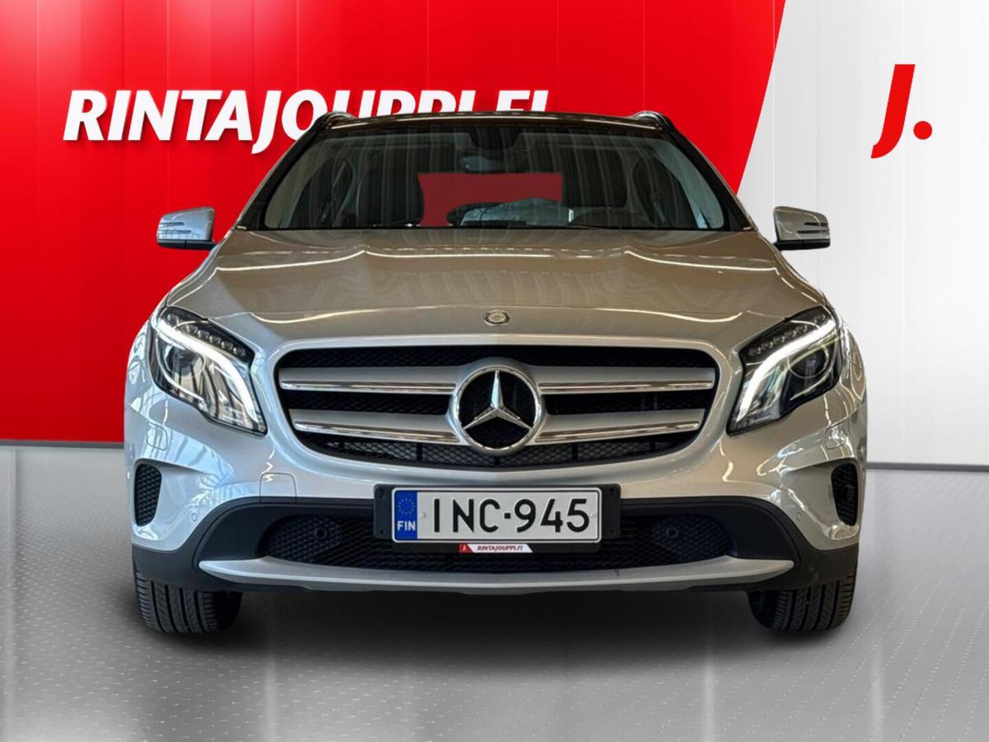 MERCEDES-BENZ GLA 2014