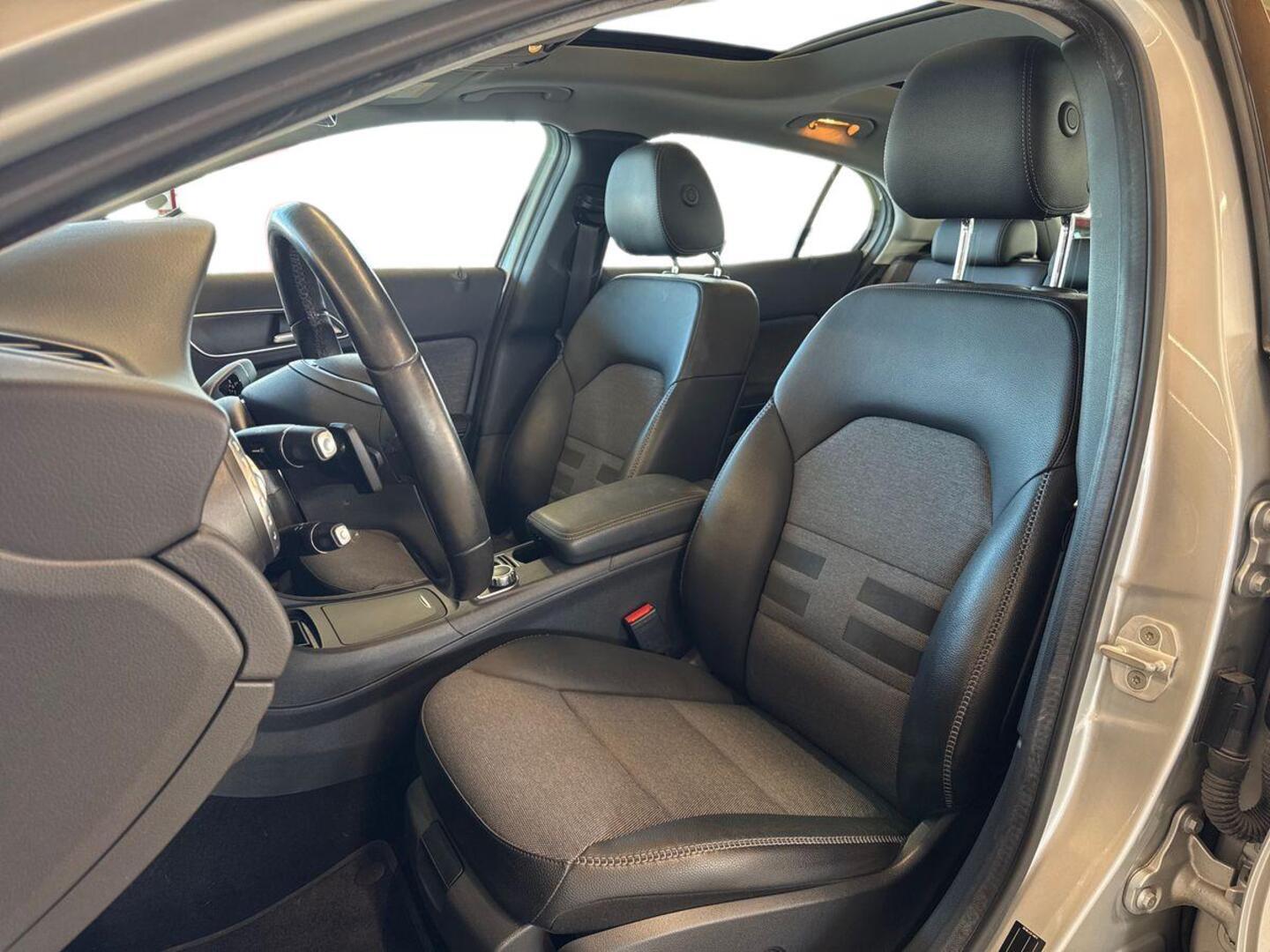 MERCEDES-BENZ GLA 2014