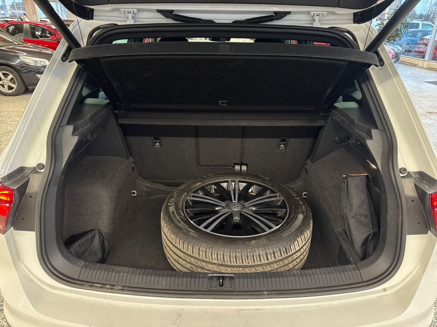 VOLKSWAGEN Tiguan 2017