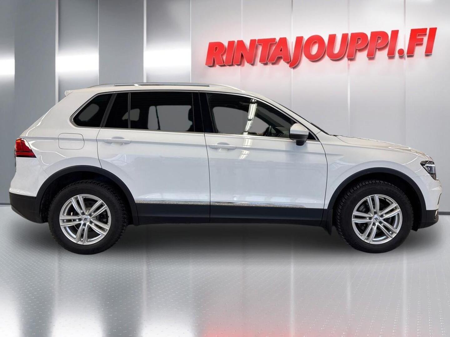 VOLKSWAGEN Tiguan 2017