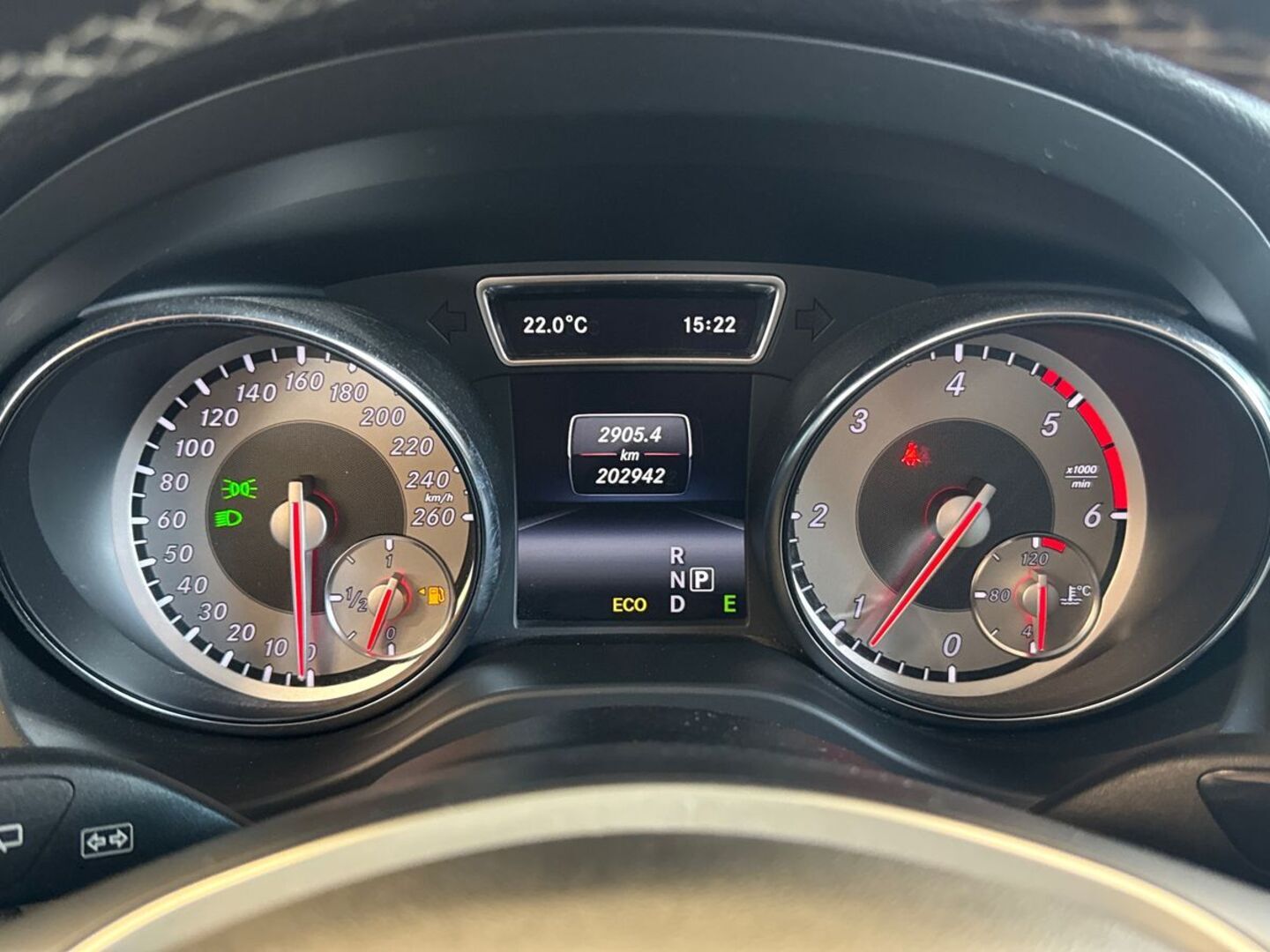 MERCEDES-BENZ GLA 2015