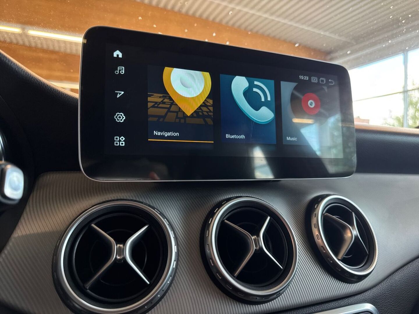 MERCEDES-BENZ GLA 2015