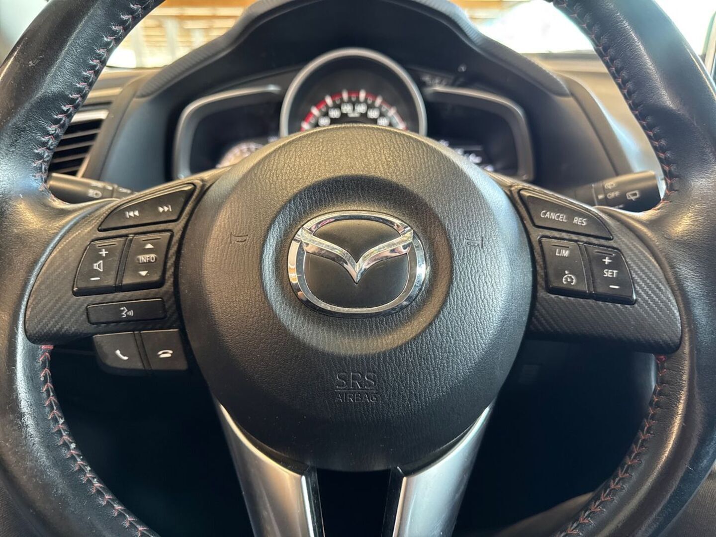 MAZDA 3 2014