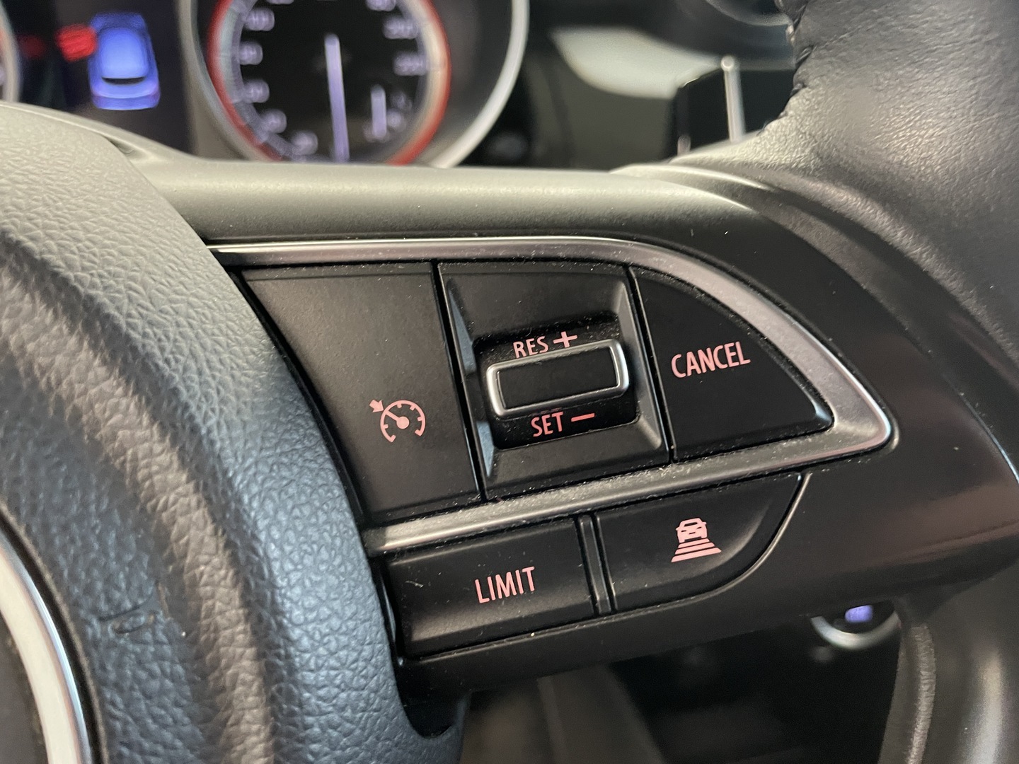 SUZUKI Swift 2020