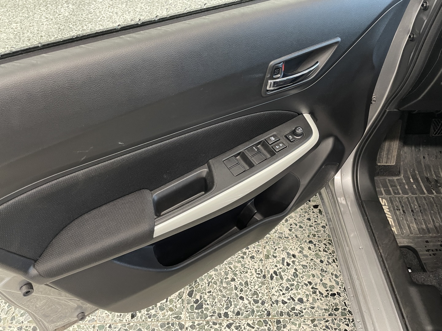SUZUKI Swift 2020