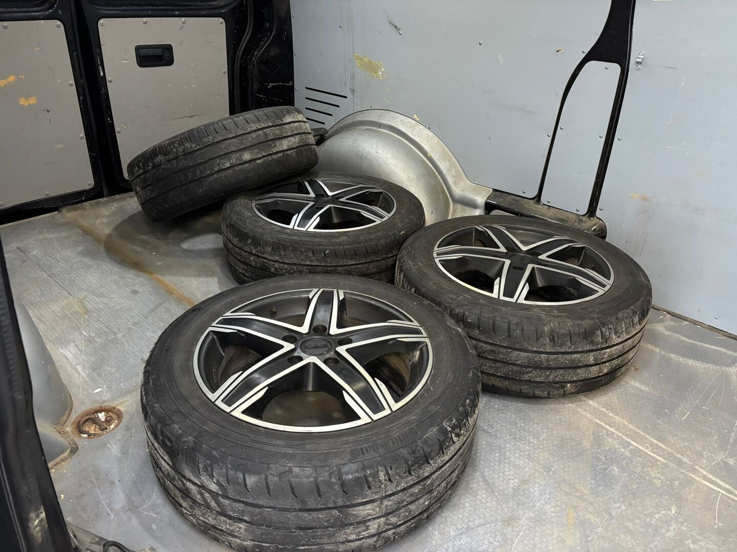 VOLKSWAGEN Transporter 2018