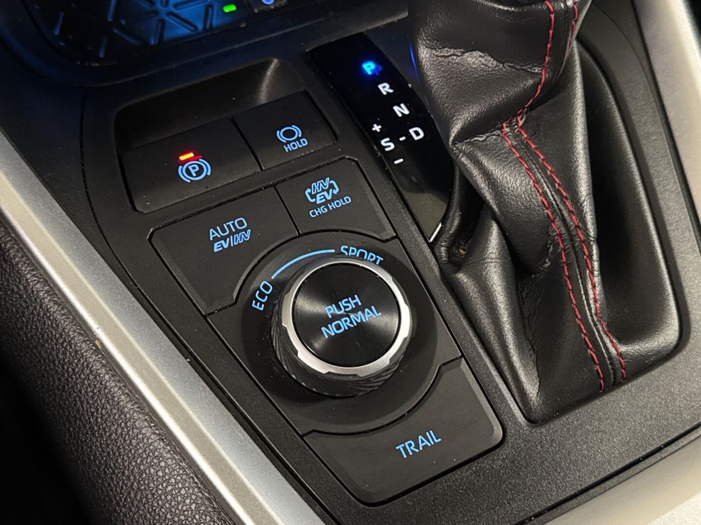 TOYOTA RAV4 Plug-in 2021